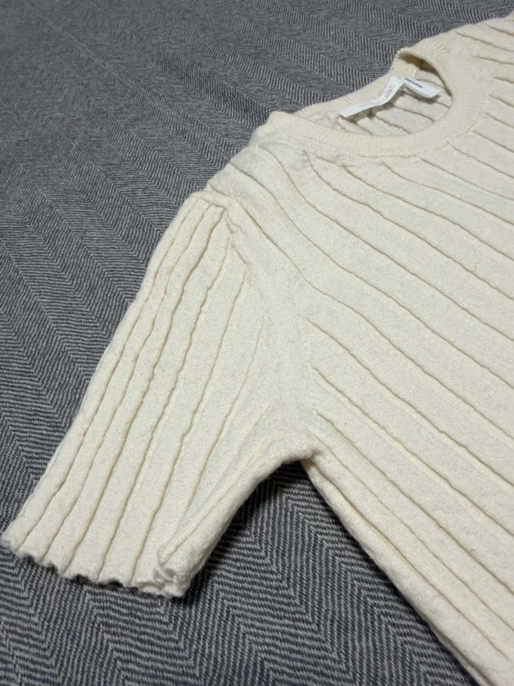 Helmut Lang Cream Wool Ribbed Crewneck Short Sleeve Top - Picture 4 of 10